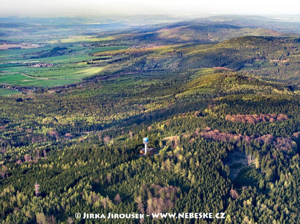 Radiolokátor na kopci Písek v Brdech /J196