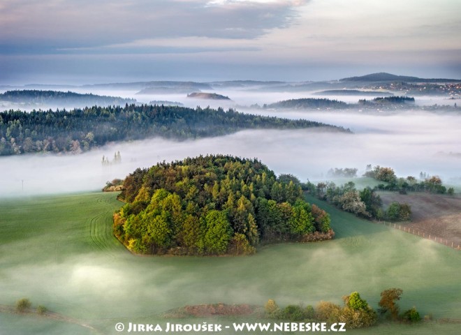 Vraňák a vzadu Brod /J855