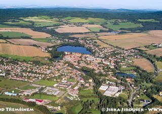 Rožmitál pod Třemšínem – letní panorama /J1137