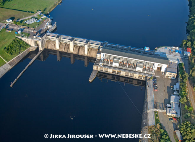 Kamýk nad Vltavou – nad přehradou /J1258