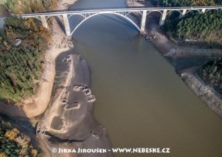 Podolský most po proudu J2818