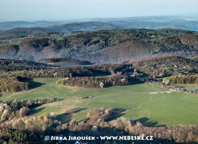 Jílové u Prahy pohledem k Sázavě J3142