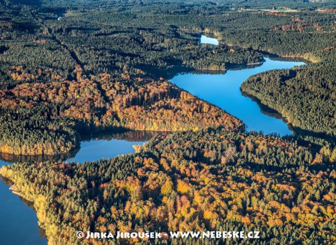 Staňkovský rybník na podzim J3328