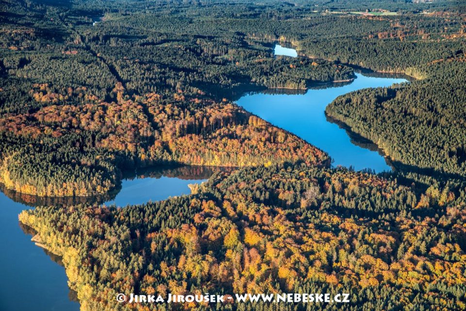 Staňkovský rybník na podzim J3328