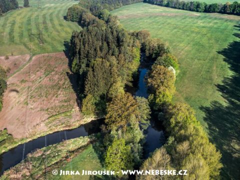 Soutok Nežárky a Nové řeky J3215