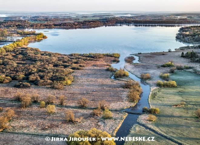 Rybník Rožmberk od Třeboně J3322