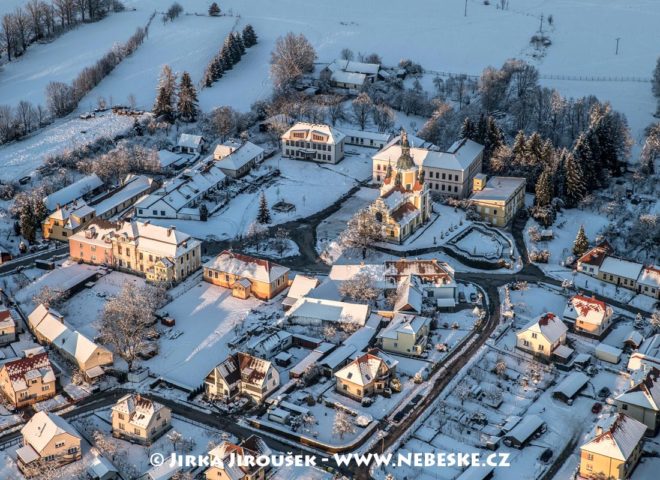 Chlum u Třeboně v zimě J3242