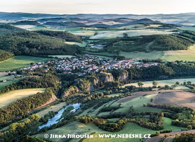 Tetín a Berounka J4040