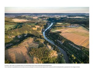 Nebeské pohledy na Český kras