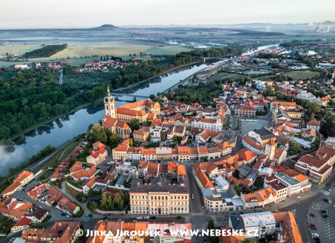 Mělník centrum, Labe, Říp J4139