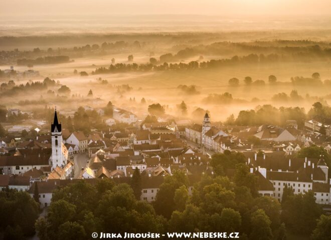 Svítání nad Třeboní J4281