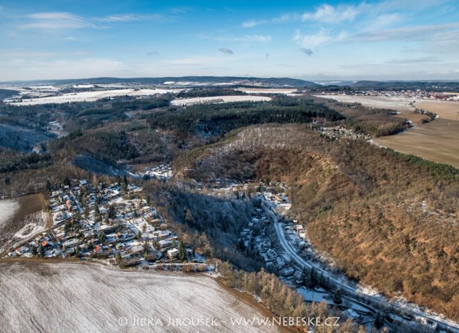 Měchenice v zimě J4264