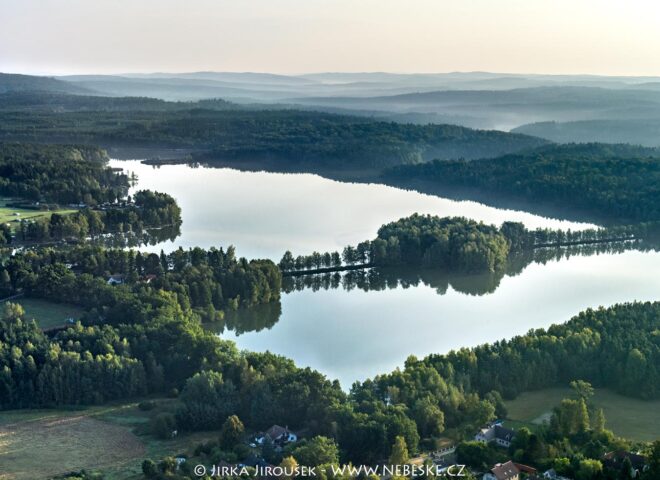 Špačkov a Staňkovský rybník J4689