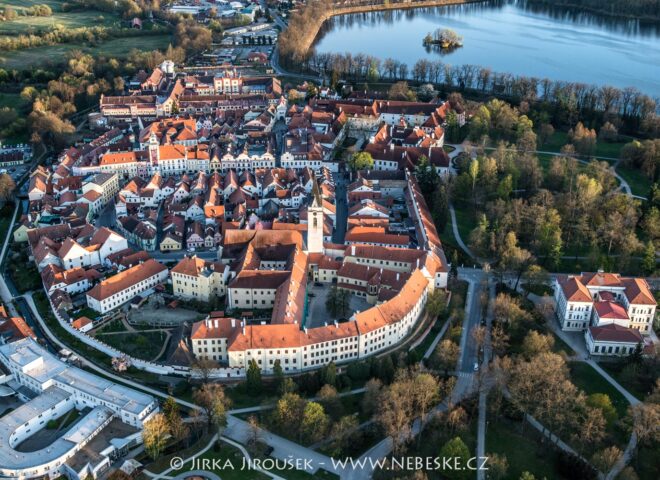 Třeboň historické centrum 2019 J4677