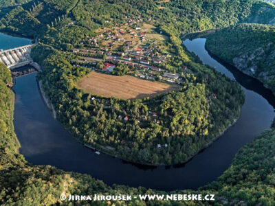 Třebenice a přehrada Slapy J4815