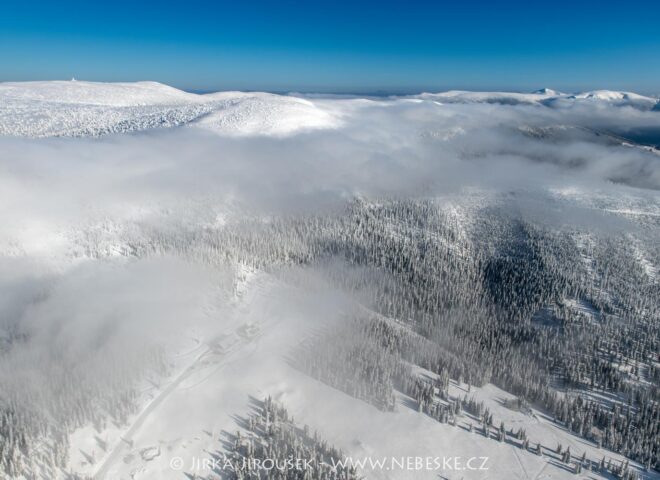 Dvoračky a Lysá hora J5245