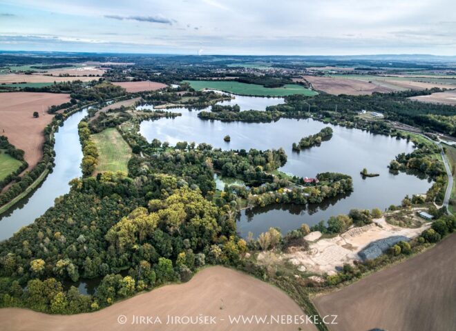 Sandberk a Labe u Kolína J5281